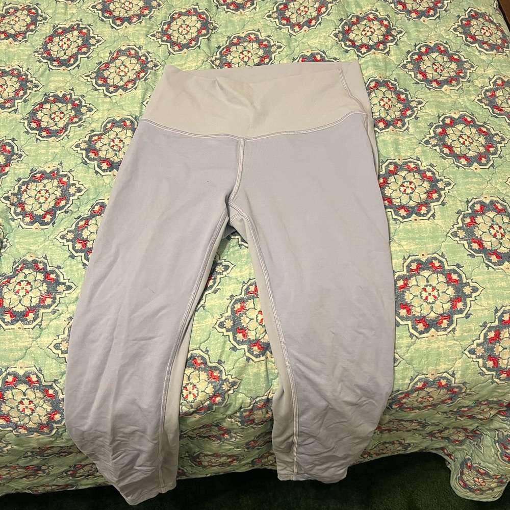 Lululemon Athletica Light Gray Cropped Leggings